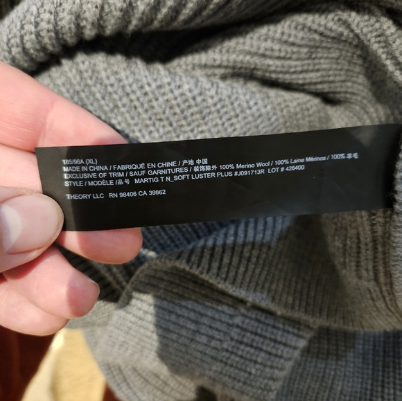 Mens Theory XL grey 100% merino wool turtle neck sweater - Picture 5 of 5